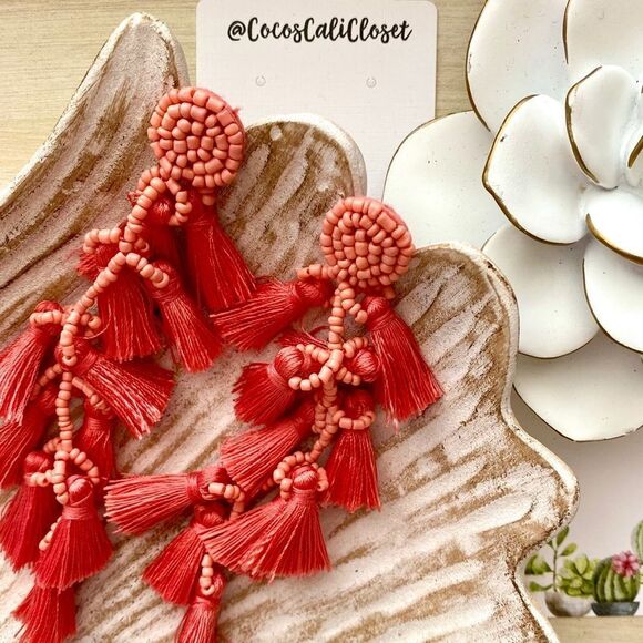 Boho Coral Pink Tiered Tassel Beaded Drop Earrings NWT - Picture 3 of 6